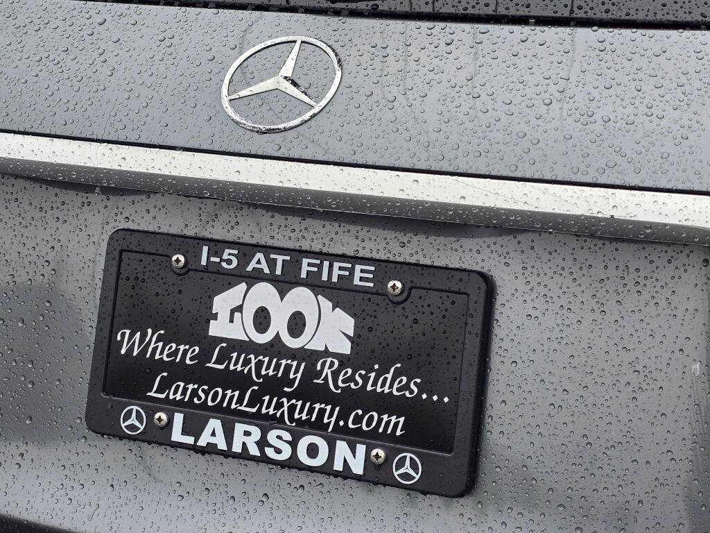 Used 2025 Mercedes-Benz GLE 450e 4MATIC image 32