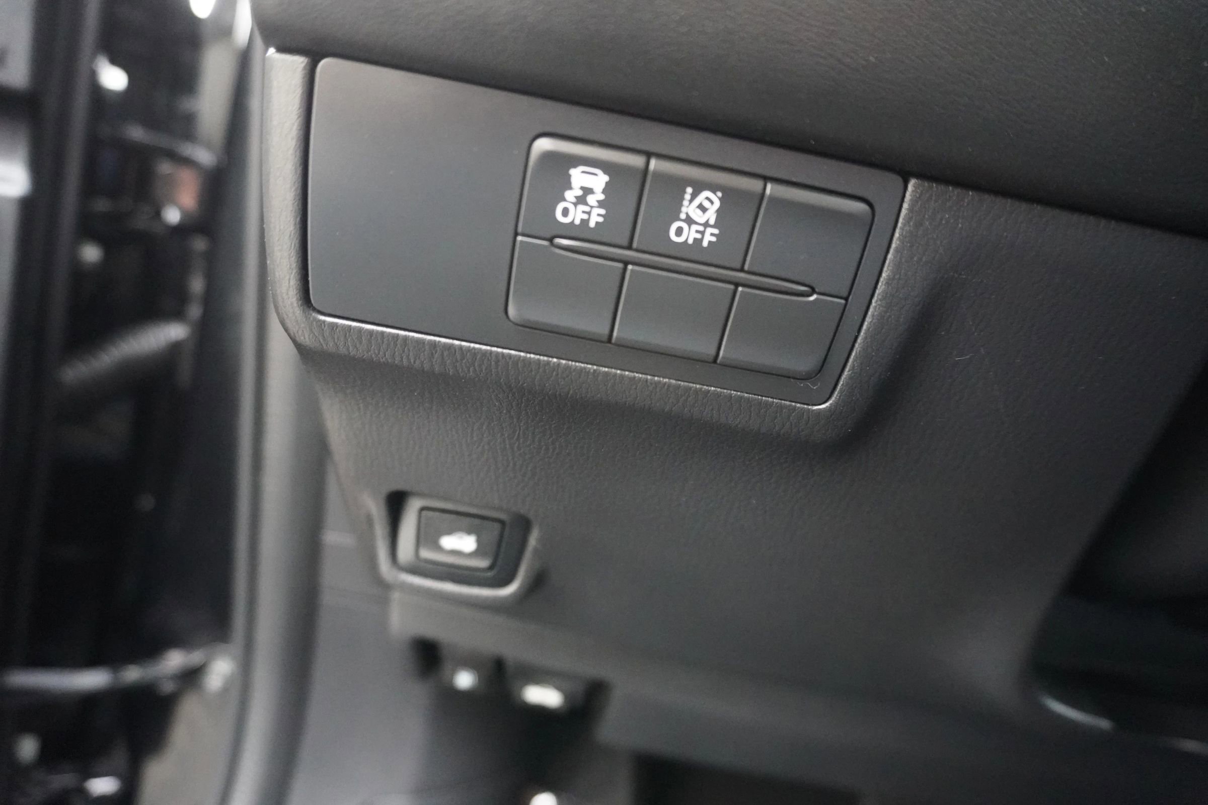 Used 2018 MAZDA MAZDA6 Touring FWD image 25