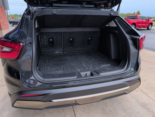 Certified 2024 Chevrolet Trax ACTIV w/ Sunroof Package FWD image 26