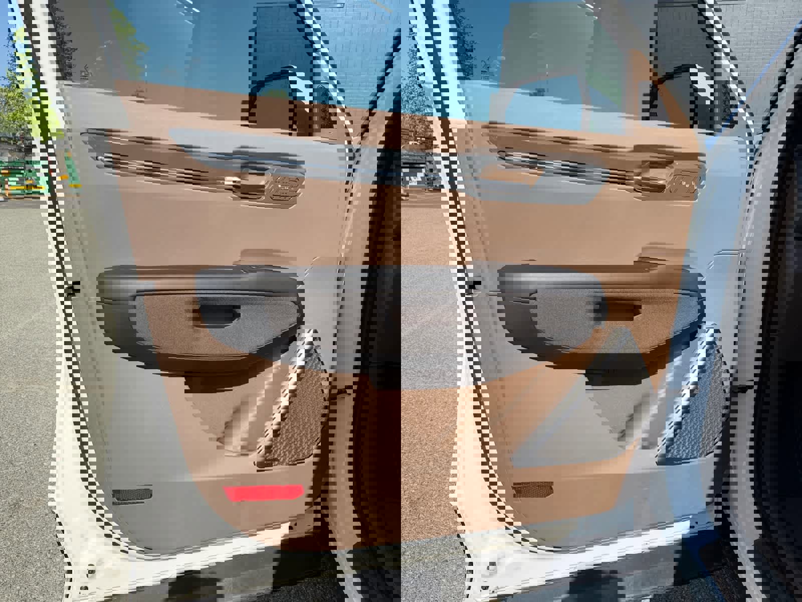 Certified 2024 Kia EV9 Land image 20