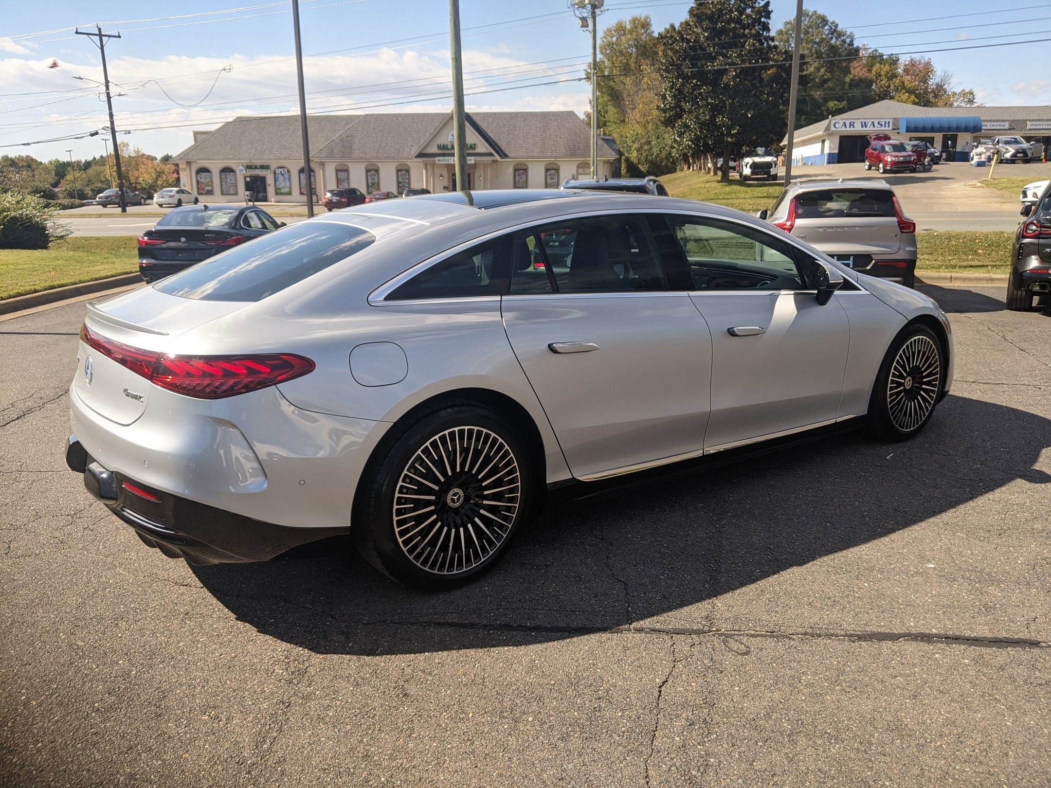 Certified 2023 Mercedes-Benz EQS 580 4MATIC Sedan image 3