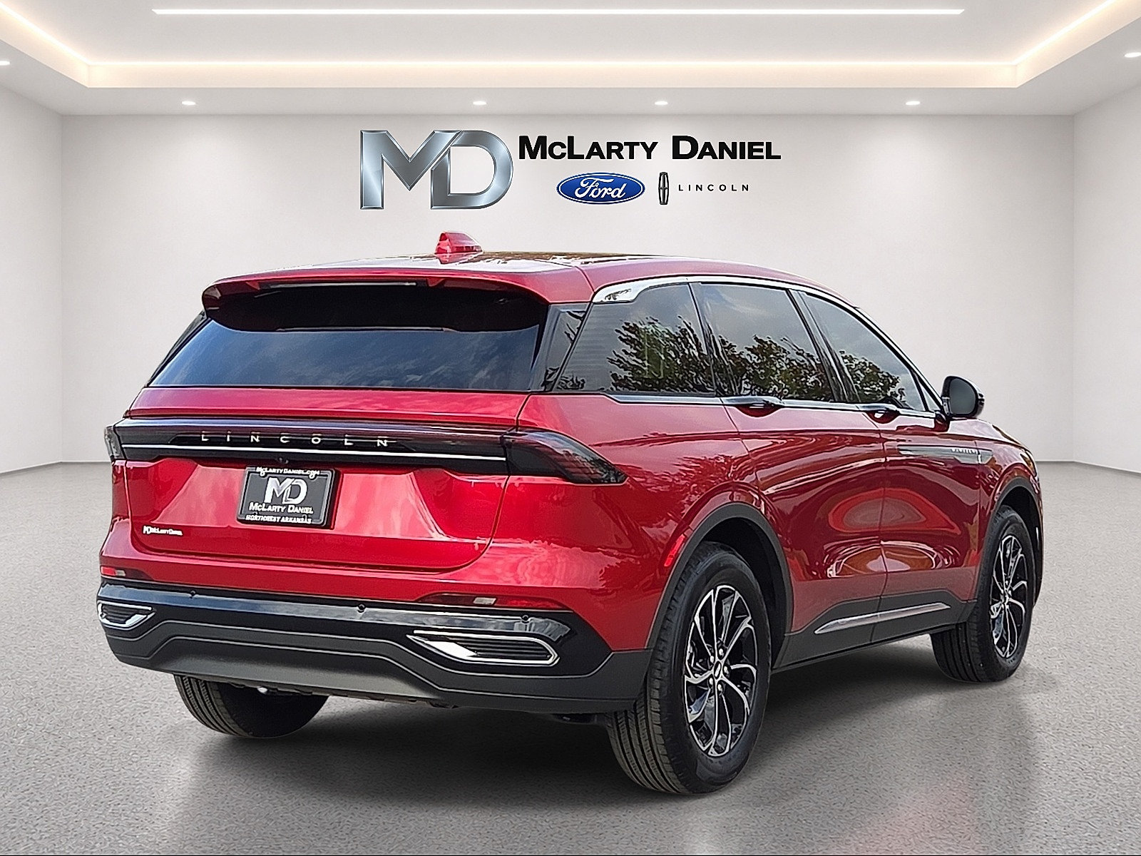 Used 2026 Lincoln Nautilus Premier w/ Equipment Group 102A AWD/4WD image 5