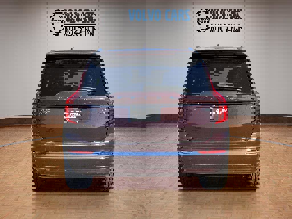 New 2025 Volvo XC90 T8 Plus w/ Protection Package Premier image 21