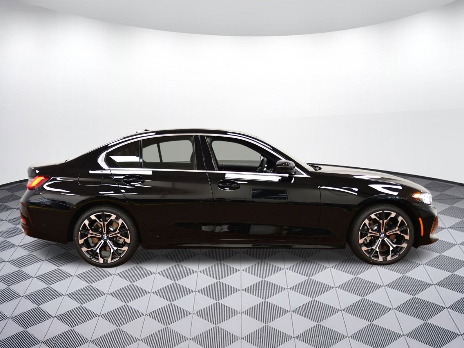 Used 2025 BMW 330i xDrive Sedan w/ Premium Package AWD/4WD image 8
