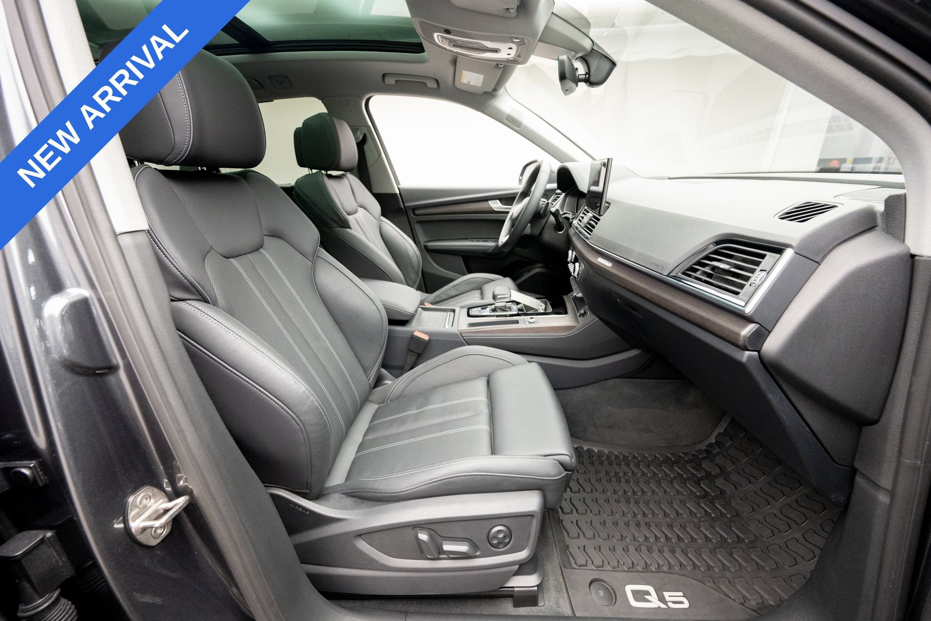 Used 2023 Audi Q5 2.0T Prestige AWD/4WD image 12