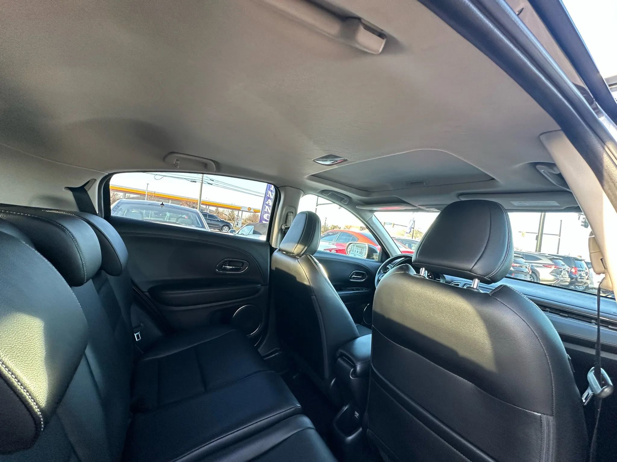 Used 2019 Honda HR-V Touring image 24