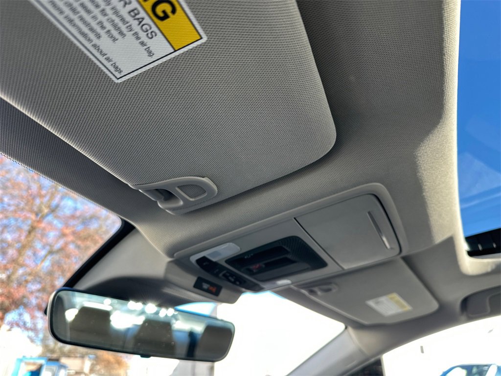 Used 2023 Honda Accord EX-L image 30