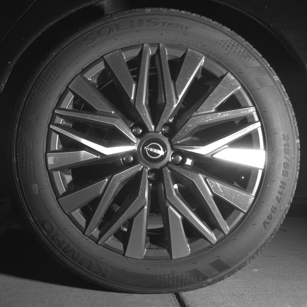 Used 2025 Nissan Altima 2.5 SV image 14