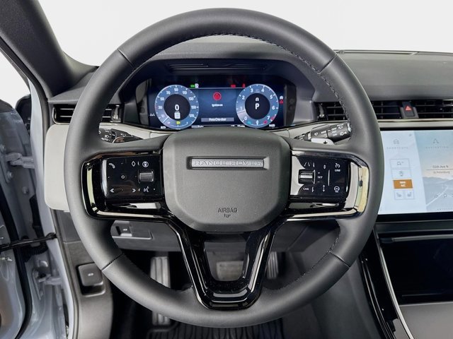 Used 2026 Land Rover Range Rover Evoque S image 12