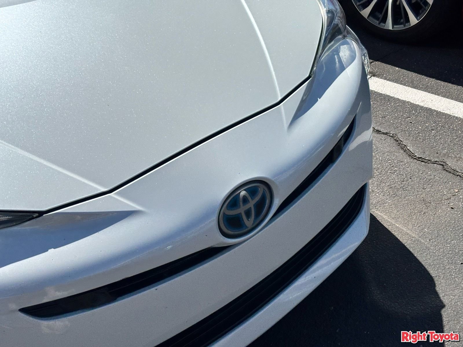 Used 2017 Toyota Prius Three Touring FWD image 7