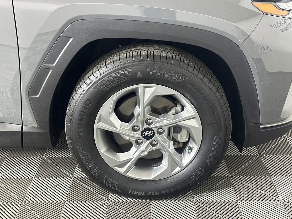 Used 2024 Hyundai Tucson SE image 12