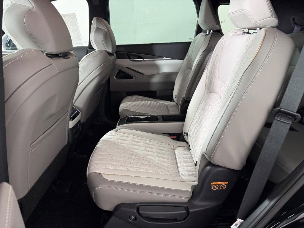 New 2026 INFINITI QX60 Autograph w/ Dark Cargo Package image 14