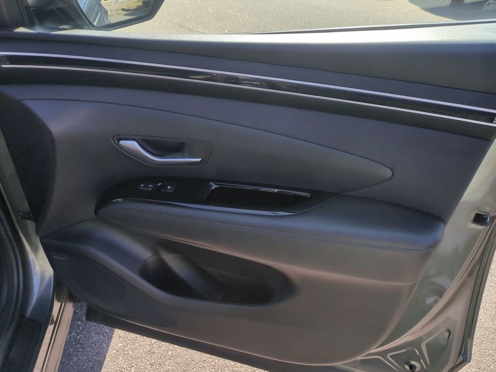 Used 2022 Hyundai Tucson Limited w/ Cargo Package image 30
