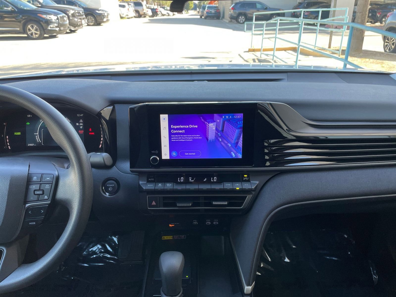 Used 2025 Toyota Camry LE image 18