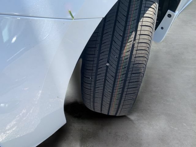 Used 2025 Nissan Versa SV w/ Trunk Package FWD image 9
