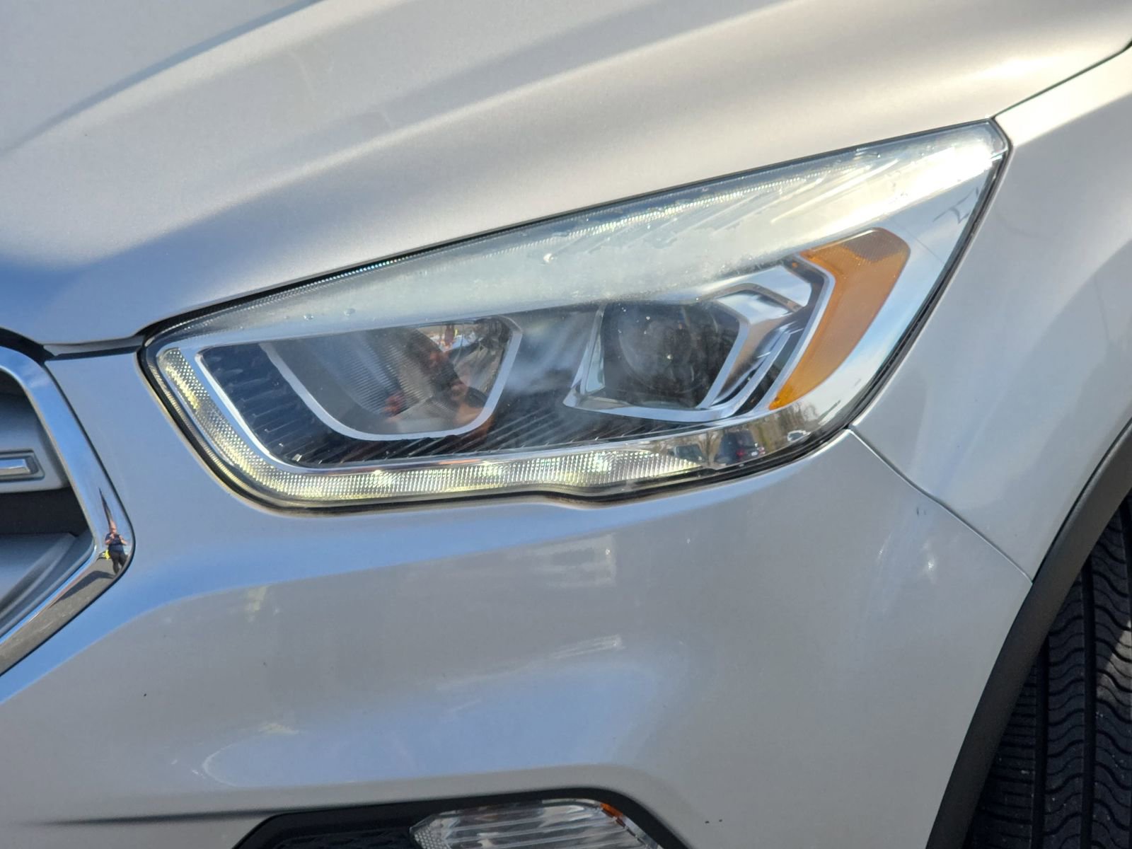 Used 2019 Ford Escape SEL image 30