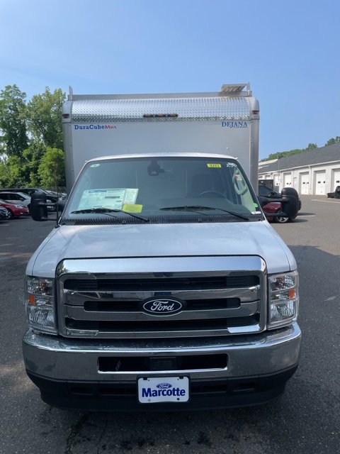 New 2026 Ford E-450 and Econoline 450 Super Duty w/ Power Equipment Group image 8