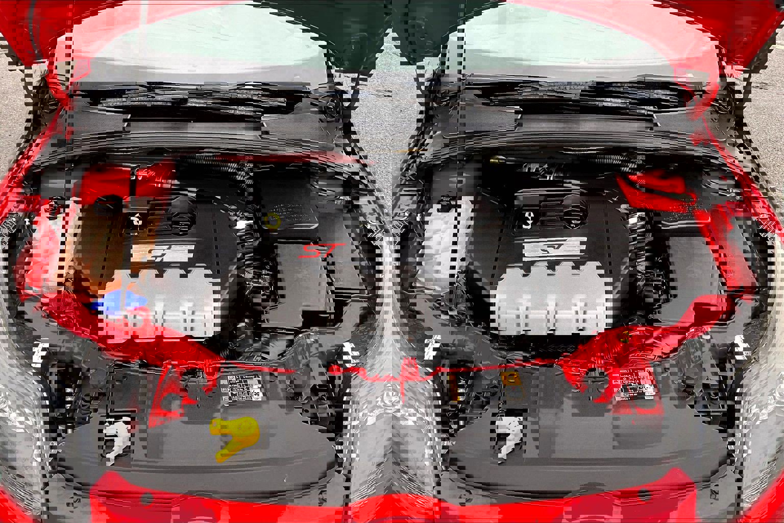 Used 2014 Ford Focus ST w/ Equipment Group 202A FWD image 21