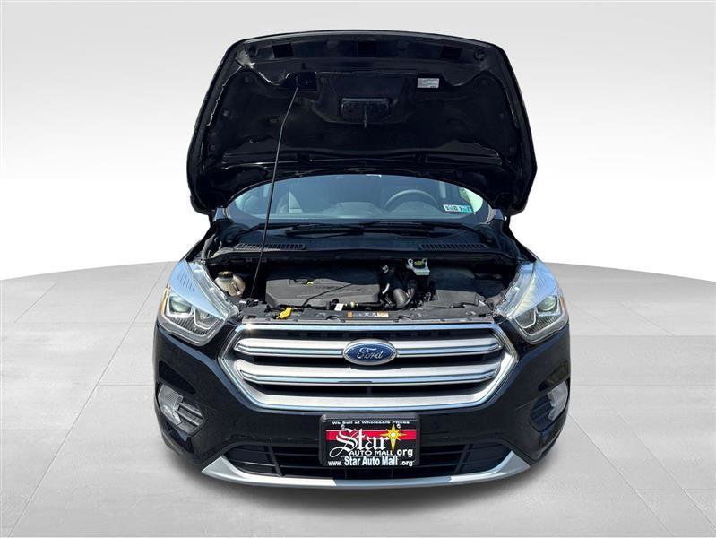 Used 2017 Ford Escape SE w/ Equipment Group 201A AWD/4WD image 11