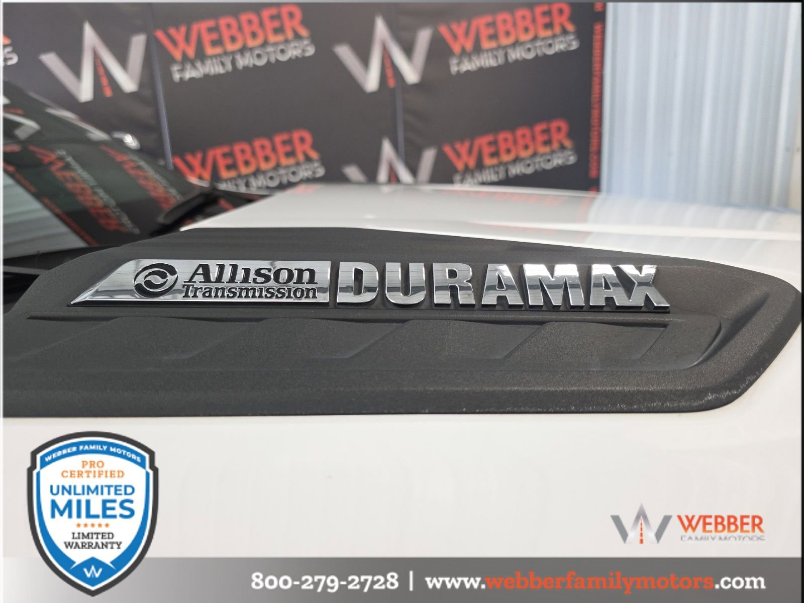 Used 2024 Chevrolet Silverado 3500 High Country w/ High Country Premium Package AWD/4WD image 5