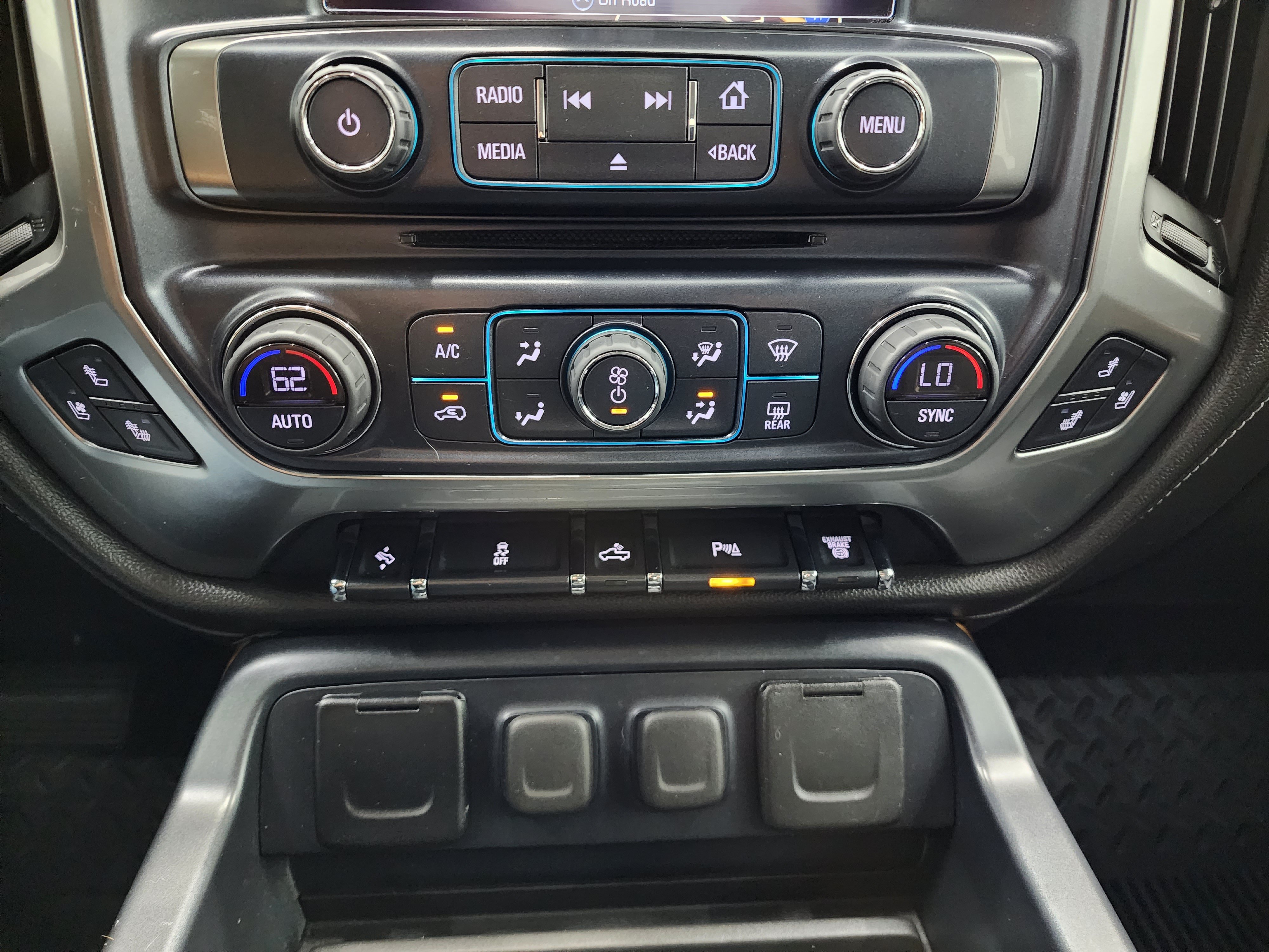 Used 2017 Chevrolet Silverado 3500 LTZ w/ Duramax Plus Package AWD/4WD image 15