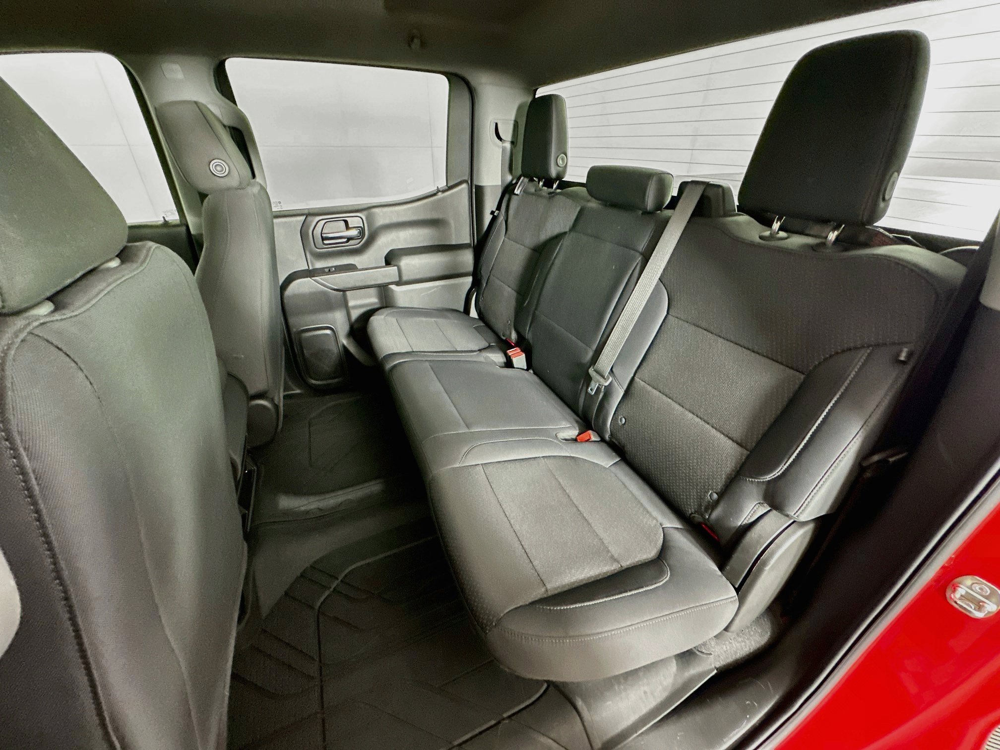 Used 2020 Chevrolet Silverado 1500 Custom w/ Custom Value Package AWD/4WD image 25