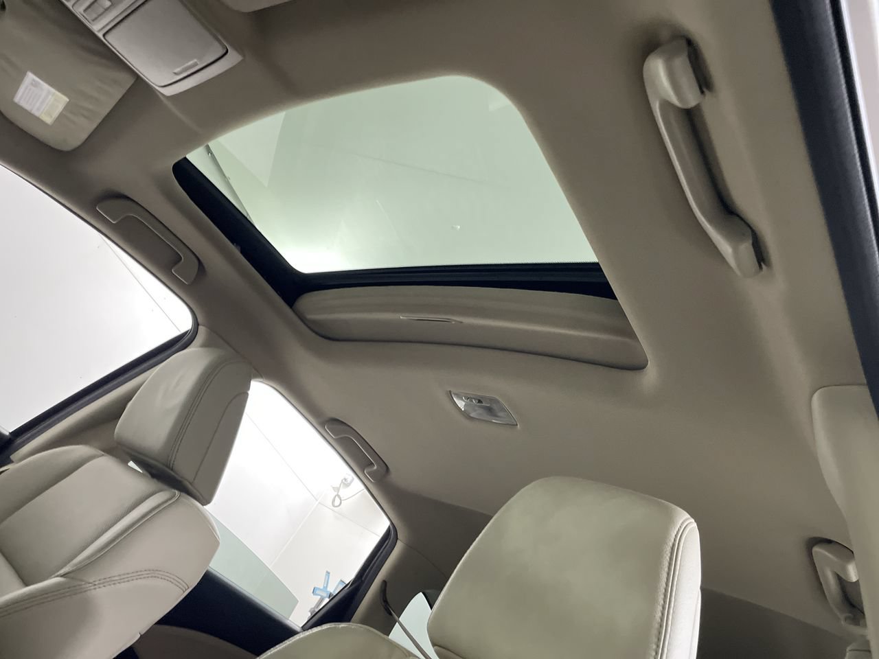 Used 2016 Honda CR-V Touring image 21