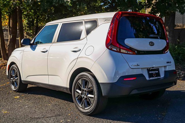 Used 2021 Kia Soul S image 4
