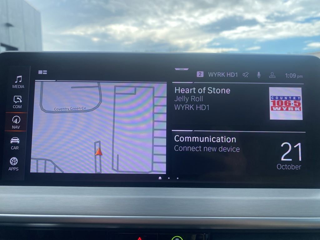 Used 2024 BMW X3 xDrive30i w/ Premium Package image 16