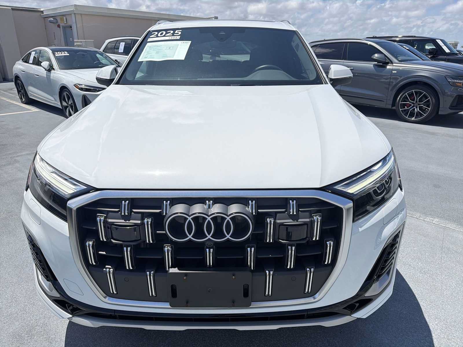 Certified 2025 Audi Q7 3.0T Premium Plus w/ Premium Plus Package AWD/4WD image 9
