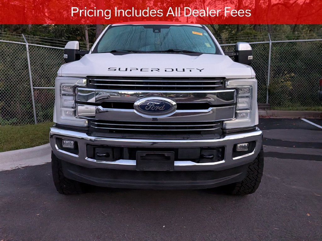 Used 2019 Ford F350 Lariat w/ Lariat Ultimate Package AWD/4WD image 2