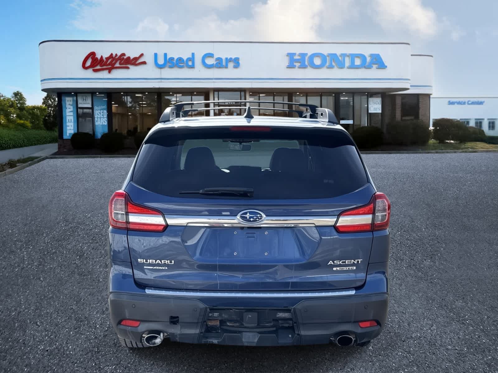 Used 2020 Subaru Ascent Limited w/ Technology Package AWD/4WD image 4