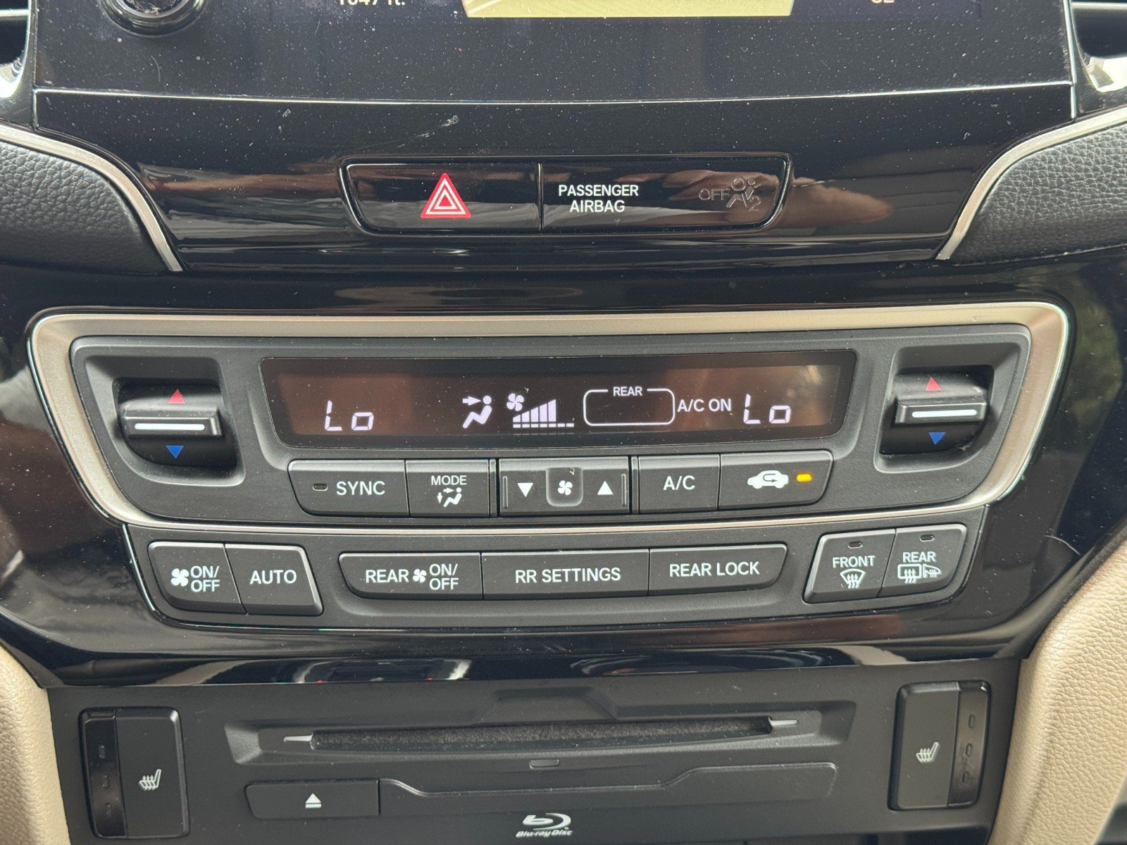 Used 2021 Honda Pilot Touring image 30