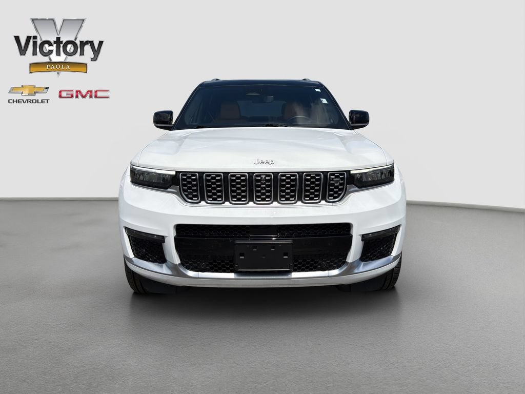 Used 2023 Jeep Grand Cherokee L Summit w/ Advanced Protech Group IV AWD/4WD image 2