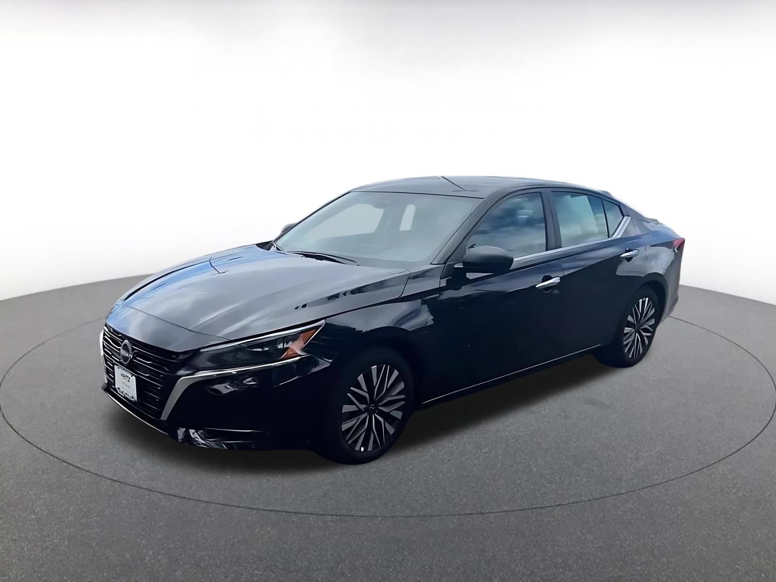 Used 2025 Nissan Altima 2.5 SV FWD image 6
