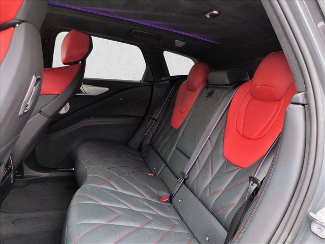 Used 2024 BMW XM Label Red w/ M Driver's Package AWD/4WD image 19