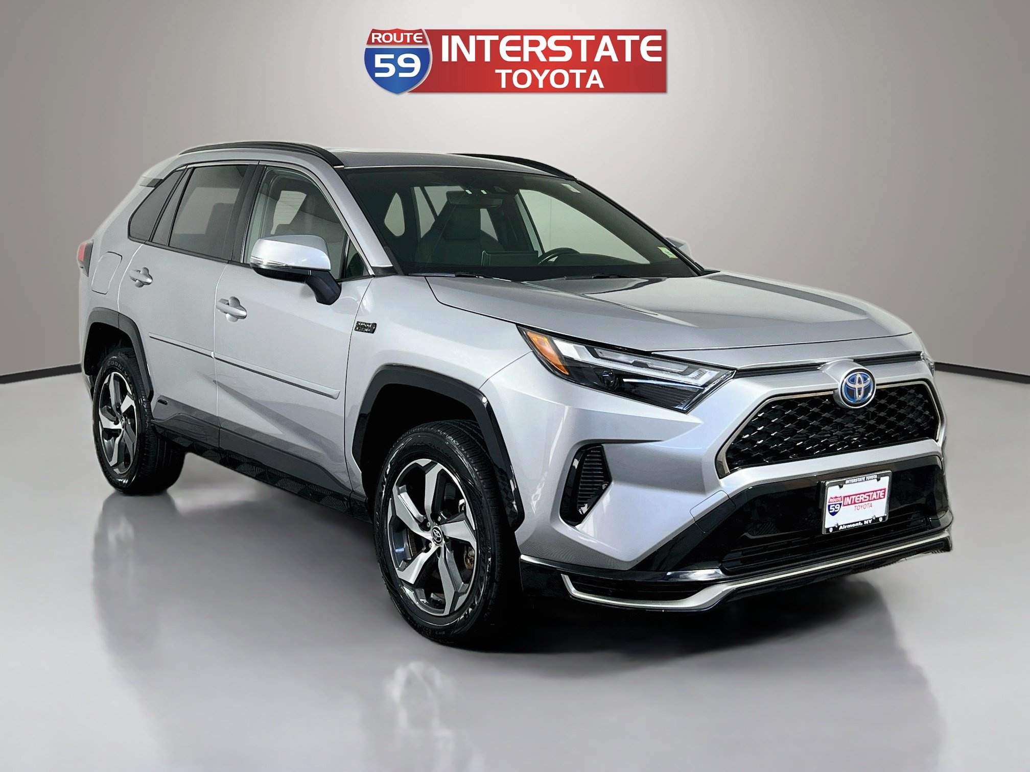 Used 2024 Toyota RAV4 SE w/ Weather & Moonroof Package
