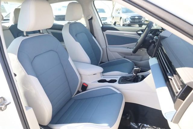 New 2026 Volkswagen Jetta SE image 21