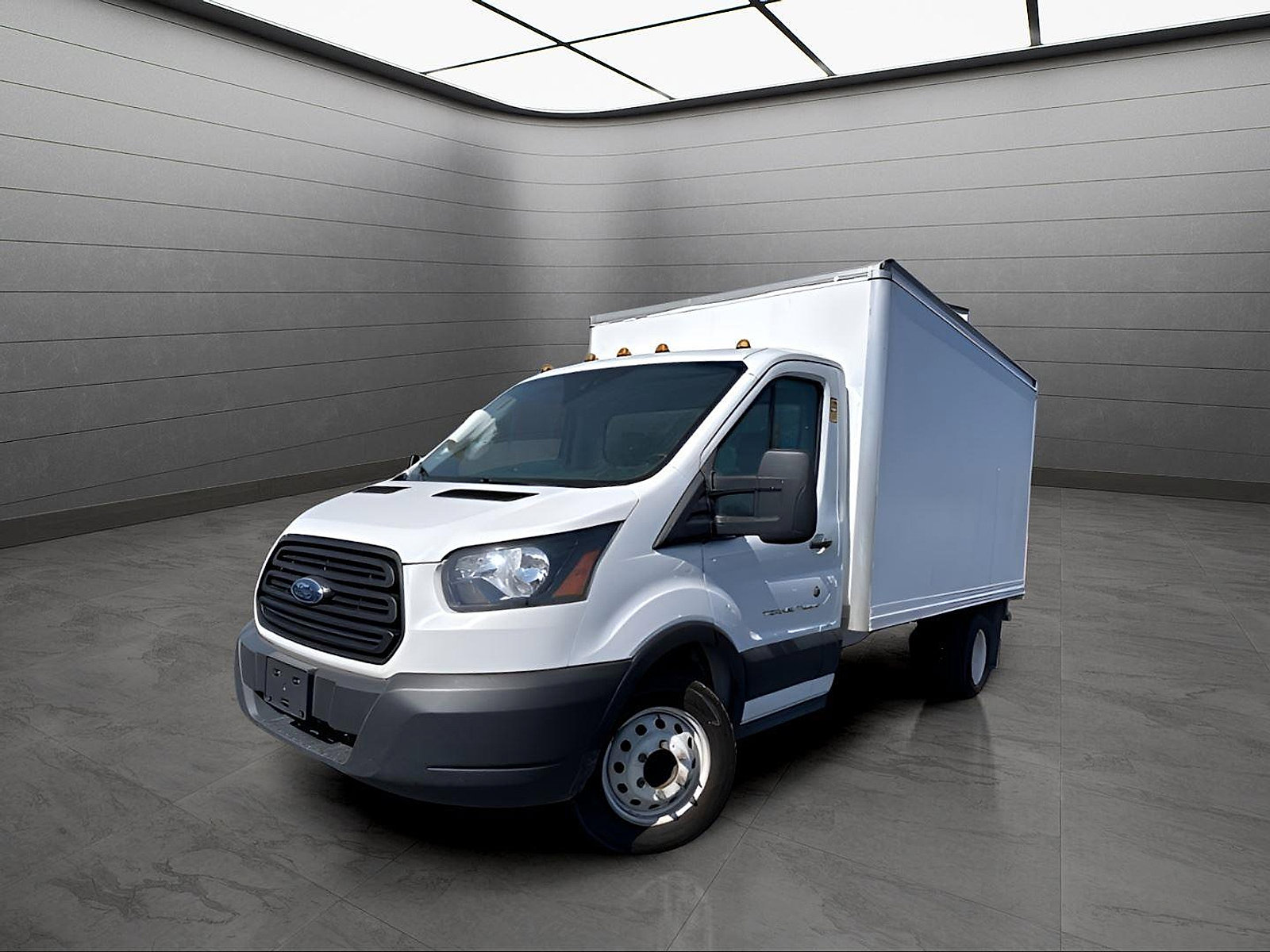 Used 2019 Ford Transit 350 156 DRW RWD video 1