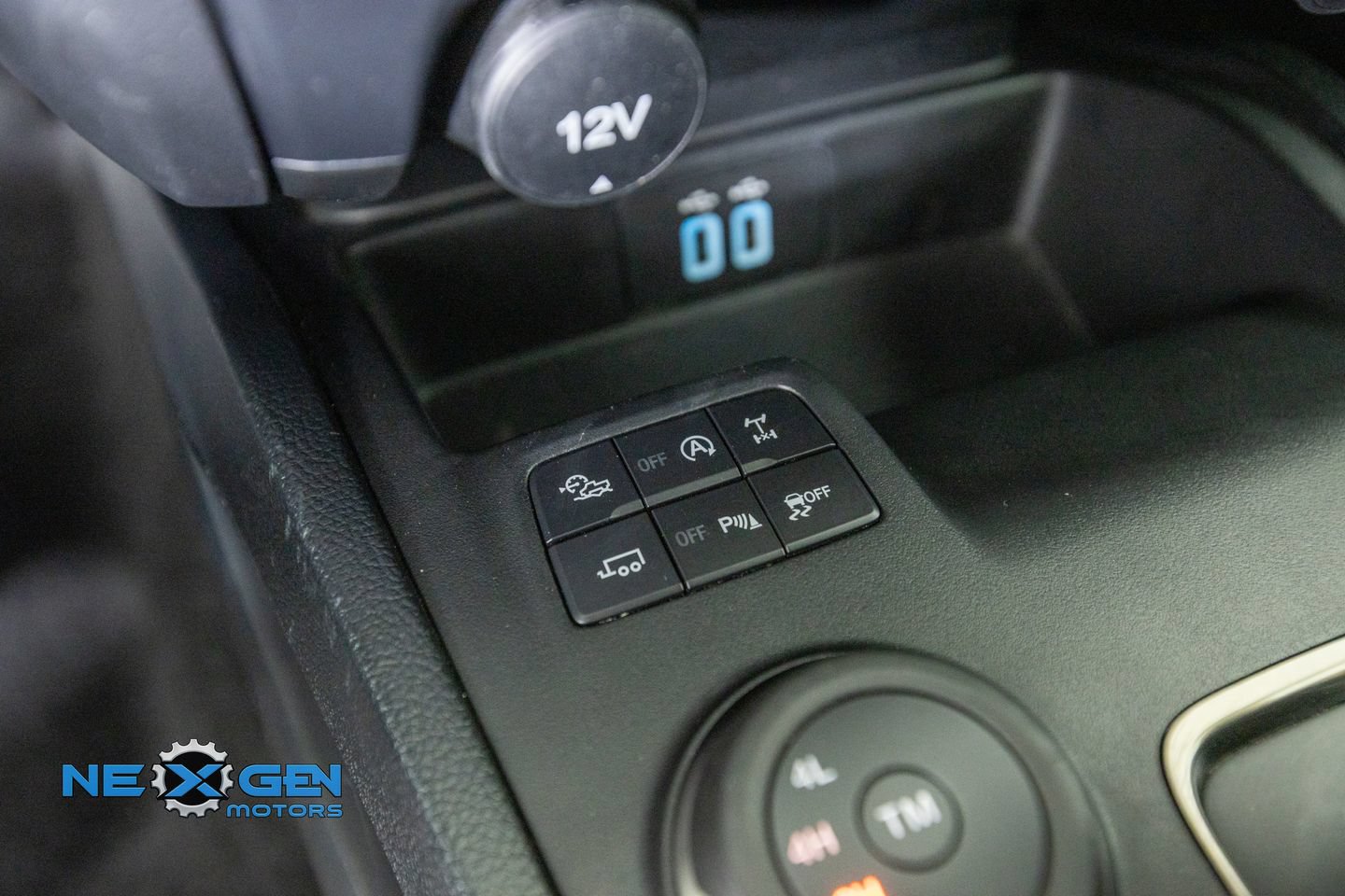 Used 2022 Ford Ranger Lariat w/ Tremor Off-Road Package AWD/4WD image 26