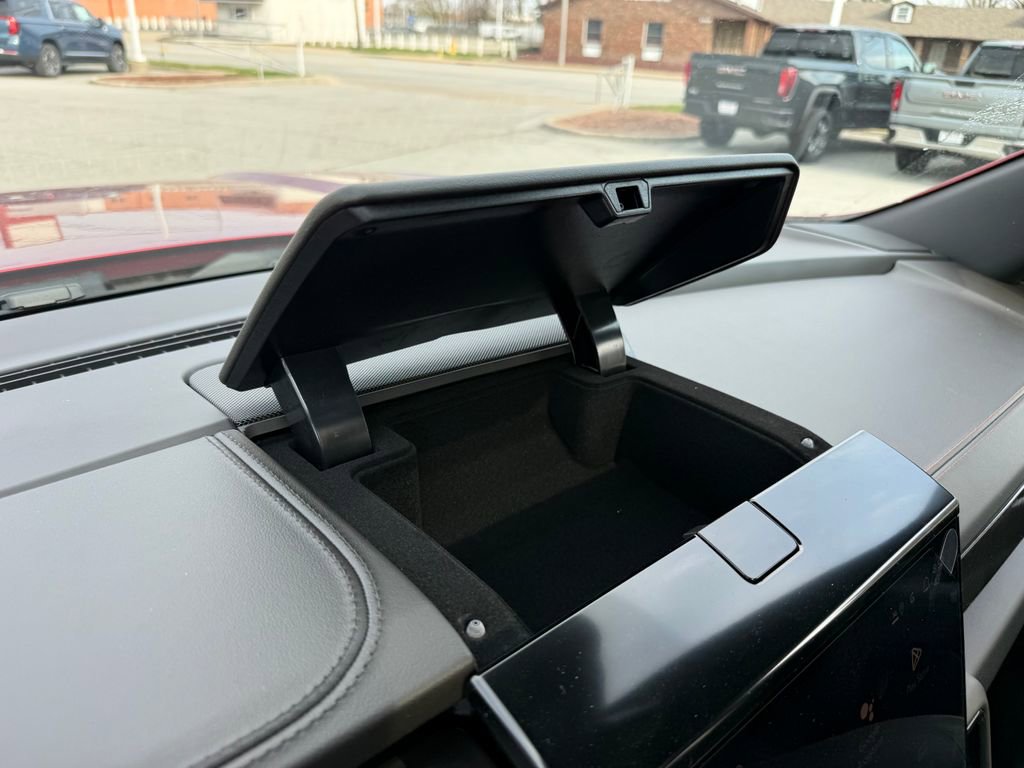 New 2026 GMC Yukon AT4 w/ AT4 Premium Plus Package image 35