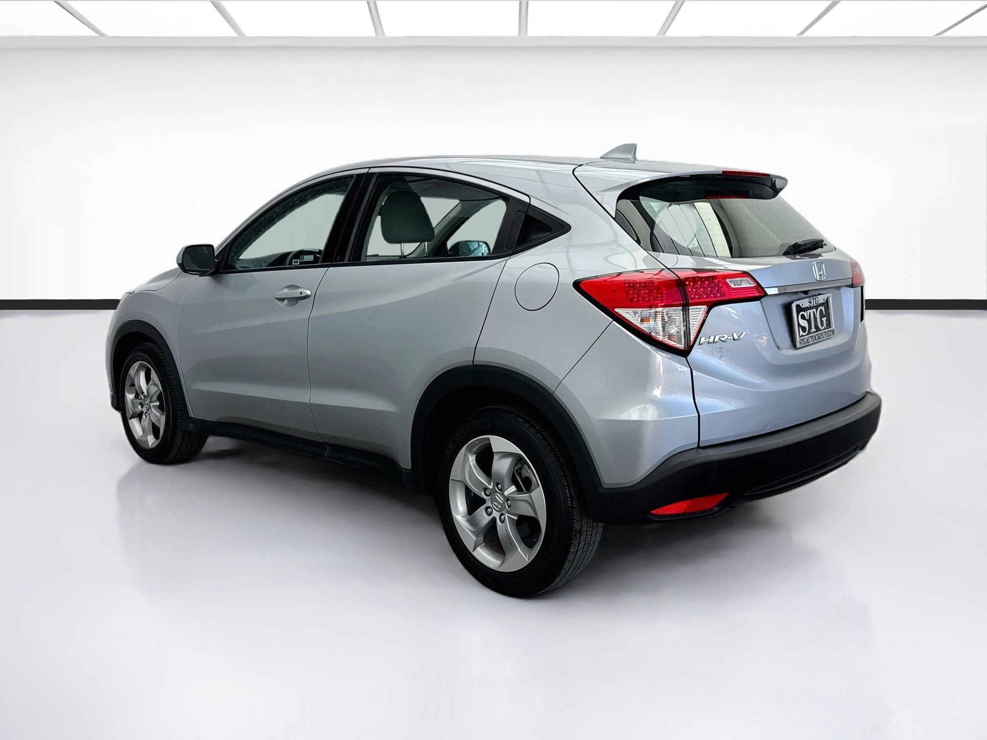 Used 2019 Honda HR-V LX image 6