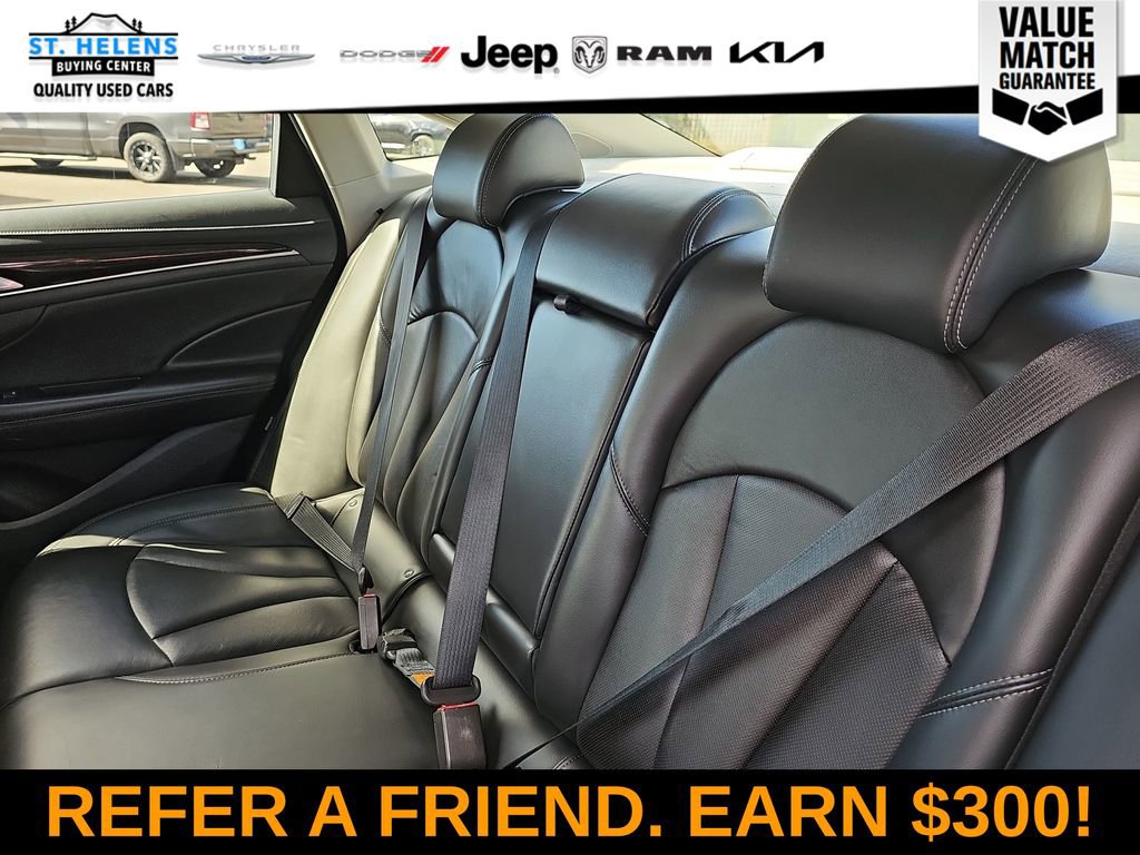 Used 2017 Buick LaCrosse Essence w/ Sun and Shade Package FWD image 18