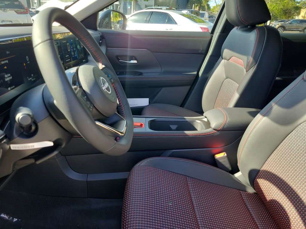 New 2026 Nissan Kicks SR image 24