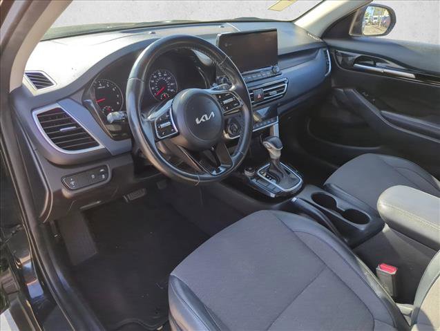 Used 2022 Kia Seltos S FWD image 8