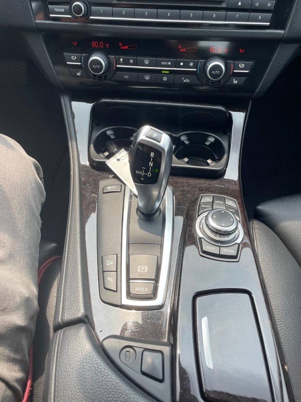 Used 2011 BMW 535i xDrive Sedan AWD/4WD image 21