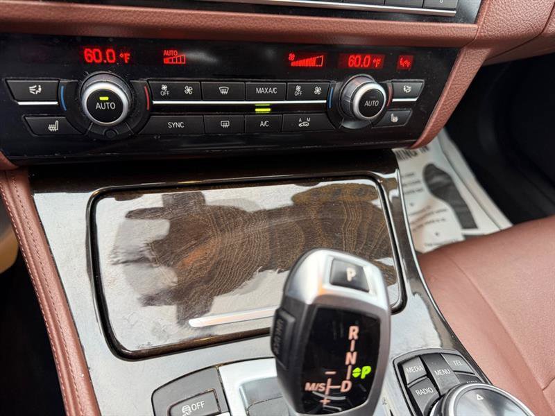 Used 2014 BMW 528i xDrive Sedan AWD/4WD image 19