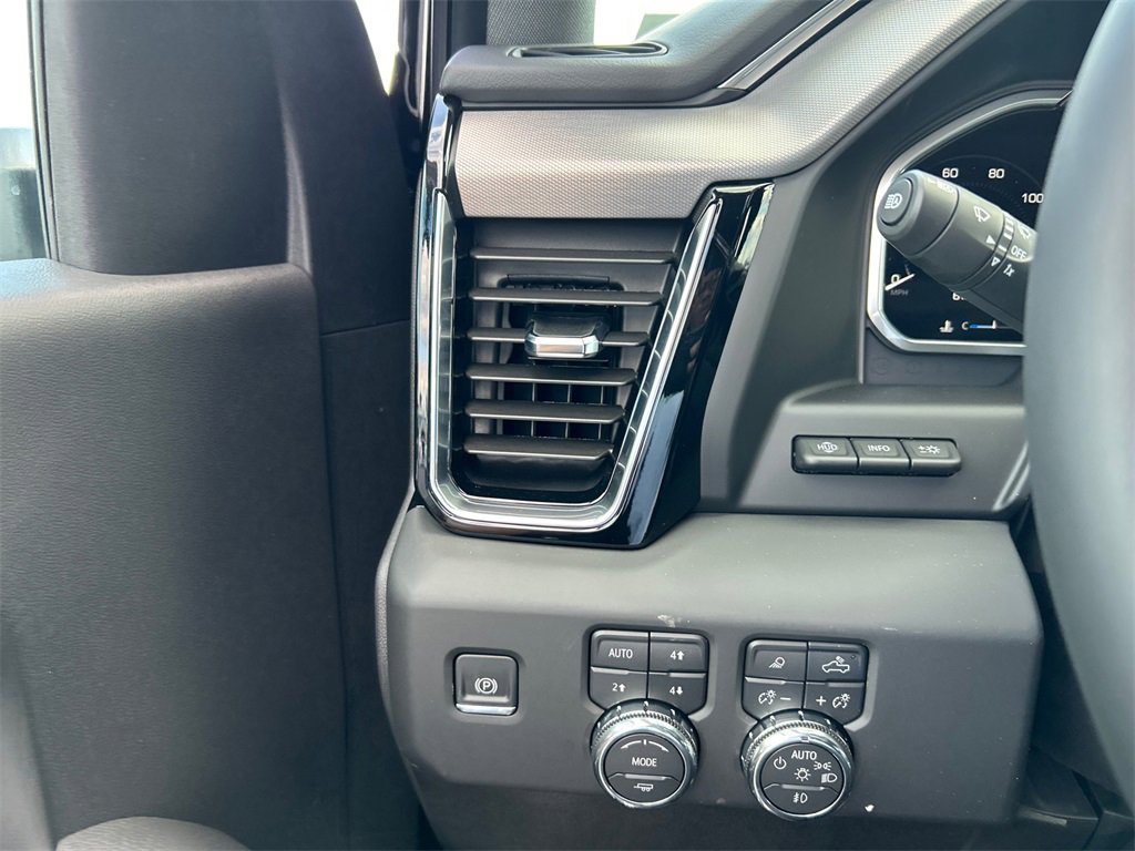 New 2026 GMC Sierra 2500 Denali w/ Denali Reserve Package image 20