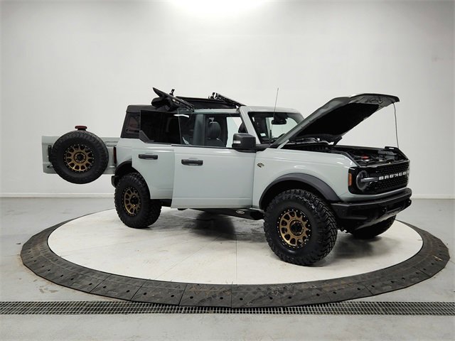 Used 2022 Ford Bronco Wildtrak image 9