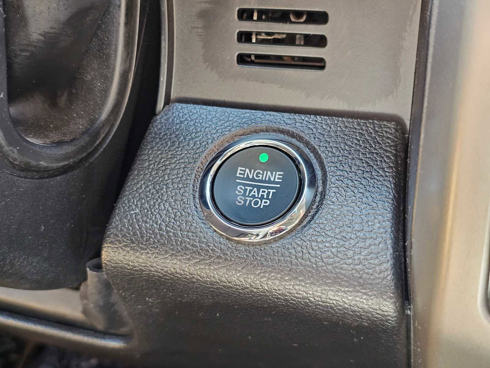 Used 2021 Ford F250 Lariat image 31